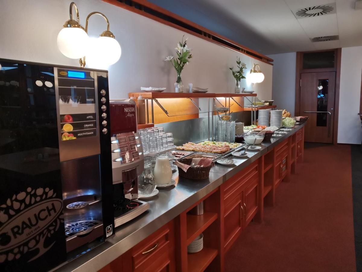 Hotel Svratka Εξωτερικό φωτογραφία