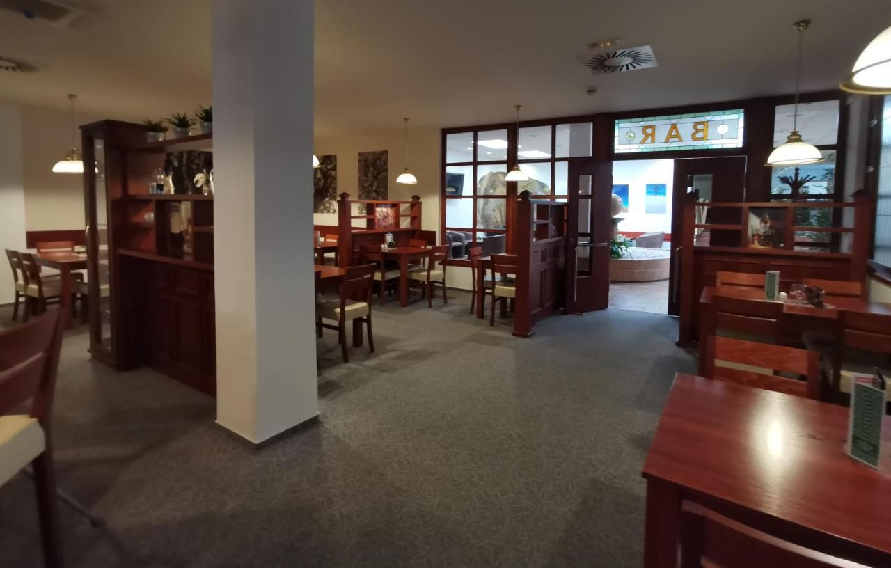 Hotel Svratka Εξωτερικό φωτογραφία