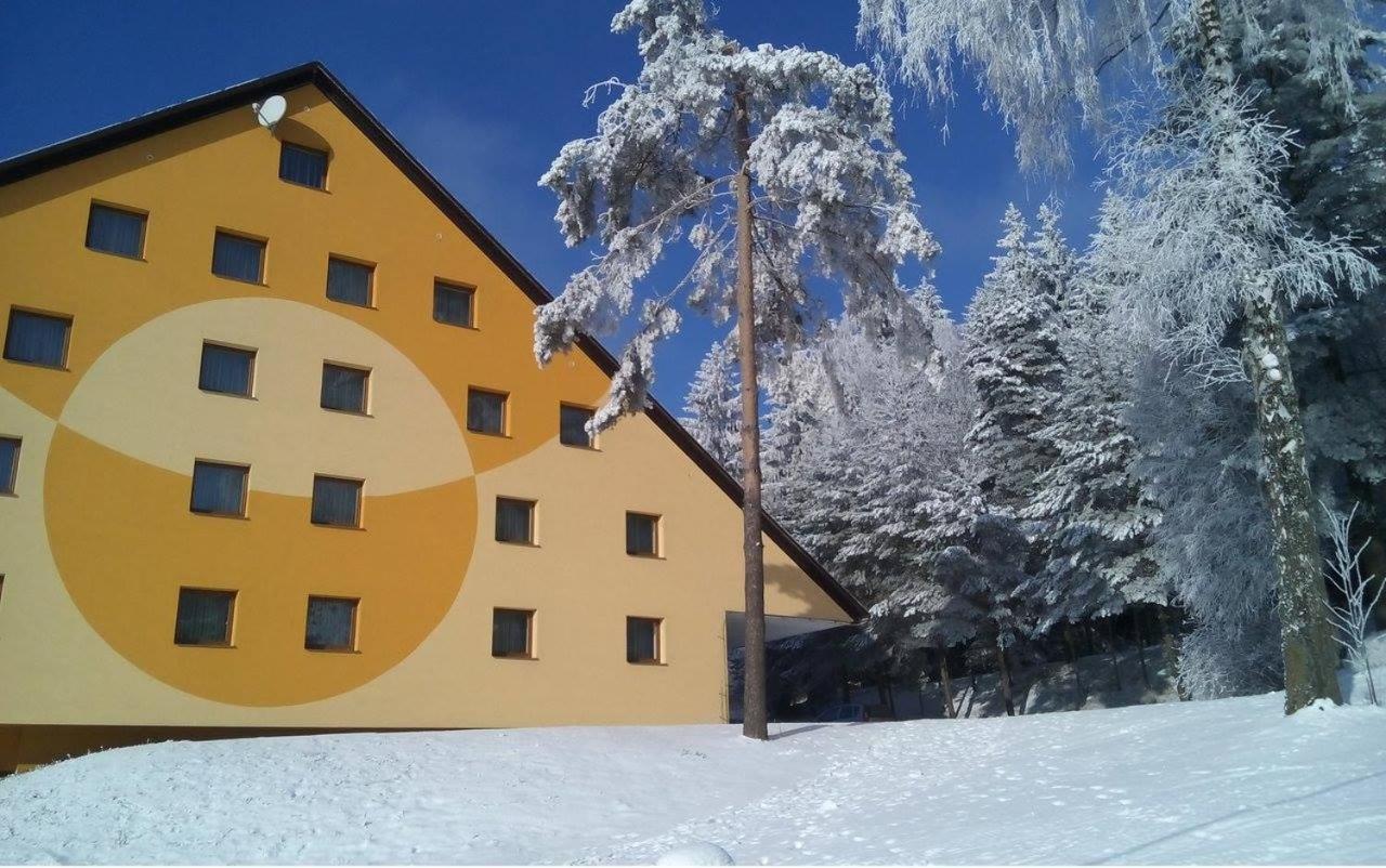 Hotel Svratka Εξωτερικό φωτογραφία